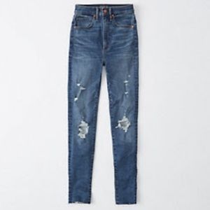 Abercrombie Ultra High Rise Super Skinny jeans